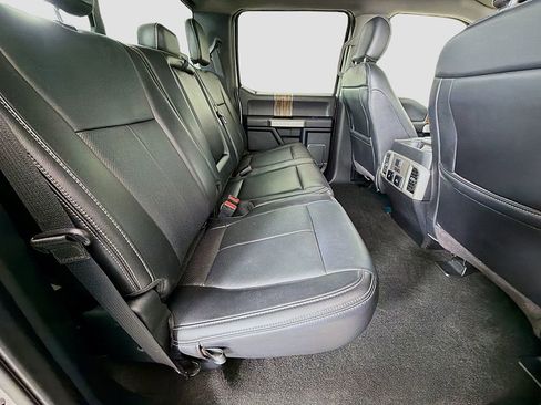 Used 2019 Ford F150 Lariat w/ Equipment Group 502A Luxury AWD/4WD image 24