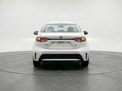 Used 2025 Toyota Corolla LE image 7