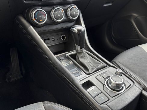Used 2019 MAZDA CX-3 Touring FWD image 26