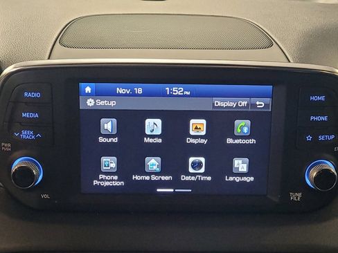 Used 2020 Hyundai Santa Fe SE image 25