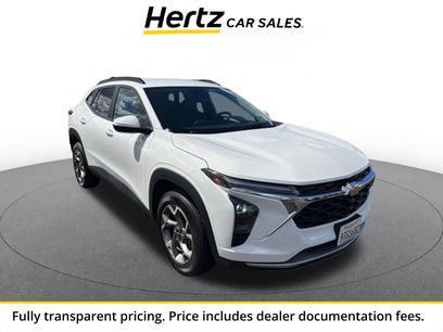 Used 2025 Chevrolet Trax LT