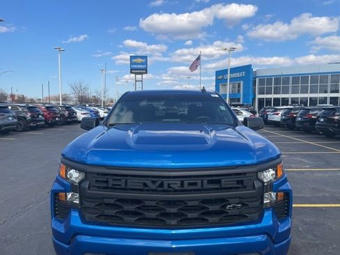 Used 2023 Chevrolet Silverado 1500 Custom w/ LPO, Dark Essentials Package image 5