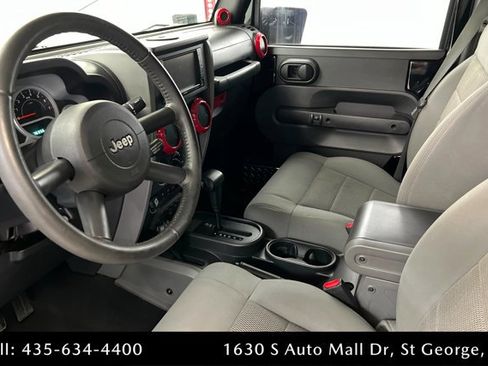 Used 2008 Jeep Wrangler Unlimited Rubicon w/ Dual Top Group AWD/4WD image 15