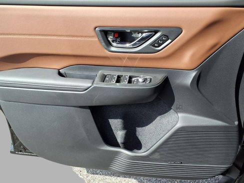 New 2026 Subaru Outback Touring image 11