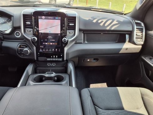 Used 2025 RAM 1500 Big Horn image 6