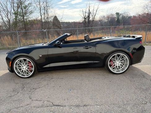 Used 2016 Chevrolet Camaro SS image 13