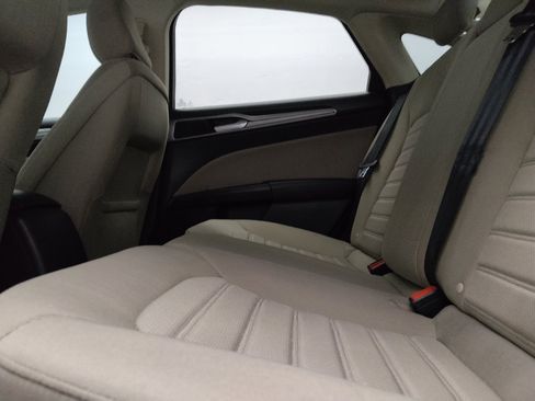 Used 2020 Ford Fusion S FWD image 18