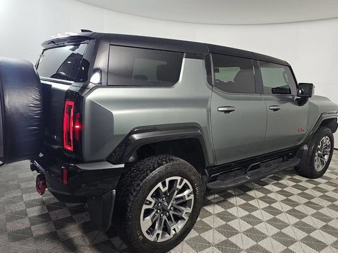Used 2024 GMC Hummer EV 3X w/ LPO, Illumination Package image 3