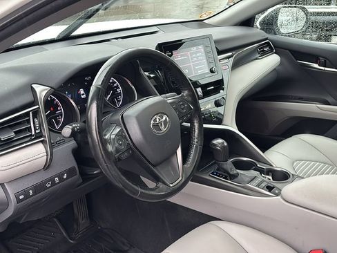 Used 2022 Toyota Camry SE image 26