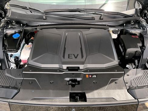 Certified 2025 Hyundai Ioniq 5 Limited AWD/4WD image 31