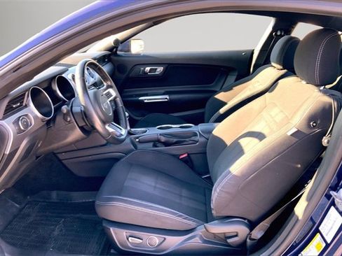 Used 2018 Ford Mustang Coupe w/ Equipment Group 101A image 18