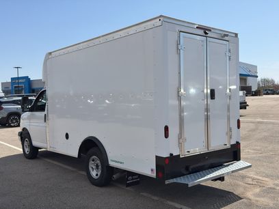New 2025 Chevrolet Express 3500 w/ Power Convenience Package