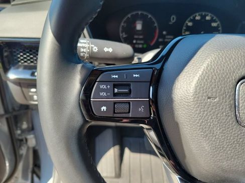 Used 2025 Honda CR-V EX-L image 17
