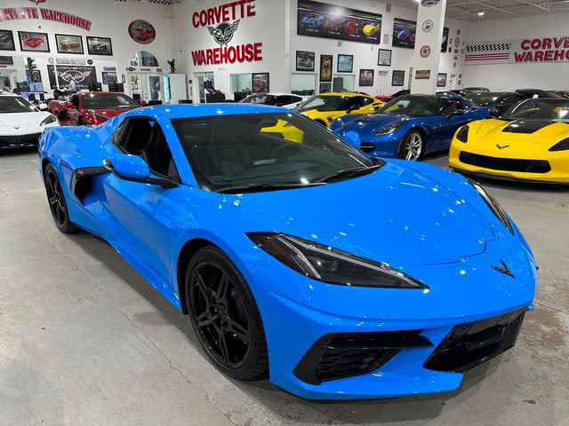 Used 2025 Chevrolet Corvette Stingray Convertible w/ 1LT RWD image 19