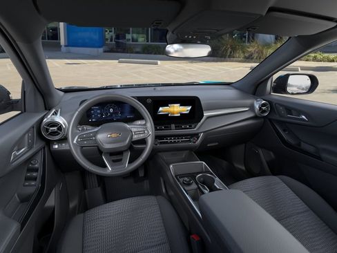 New 2026 Chevrolet Equinox LT FWD image 15