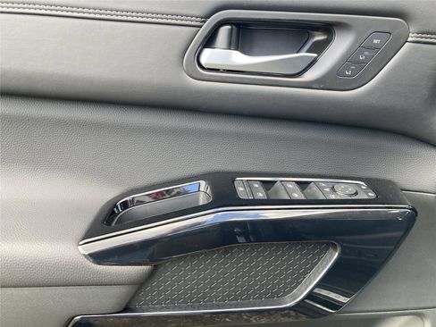 New 2026 Nissan Pathfinder Platinum image 25