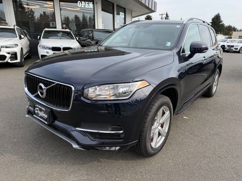 Used 2016 Volvo XC90 T5 Momentum image 1