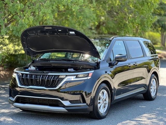 Used 2022 Kia Carnival LX FWD image 41