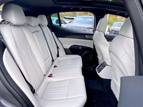 Used 2023 Maserati Grecale Modena image 30