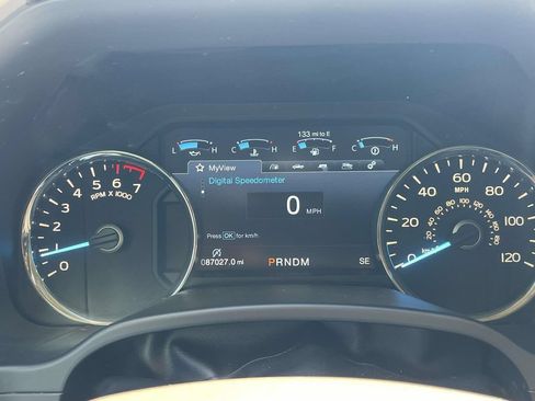 Used 2018 Ford F150 Lariat w/ Equipment Group 501A Mid AWD/4WD image 19