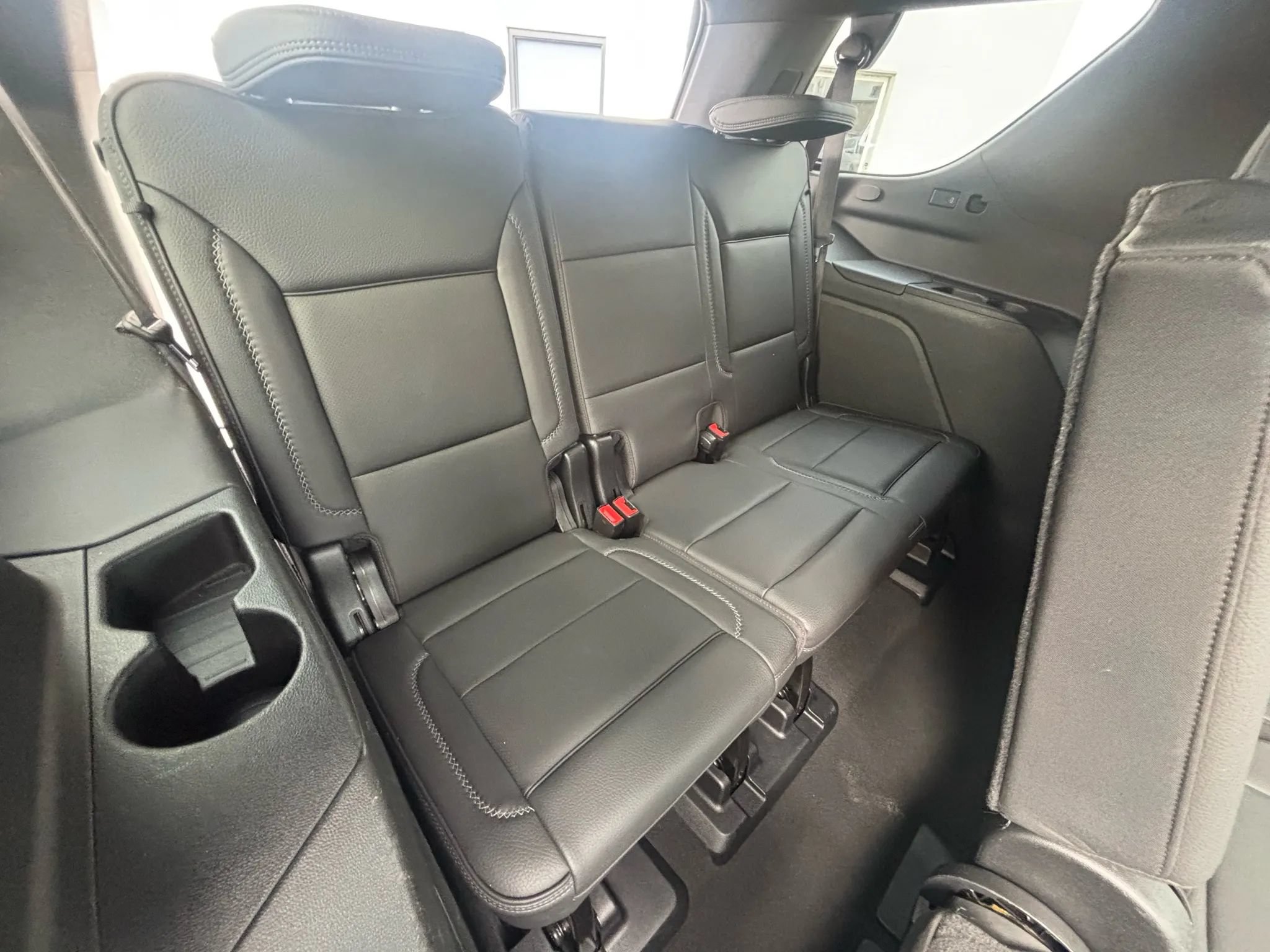 Used 2021 GMC Yukon Denali AWD/4WD image 15