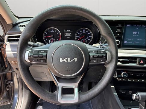 Used 2022 Kia K5 LXS FWD image 22