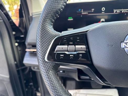 Certified 2024 Nissan Ariya FWD image 16