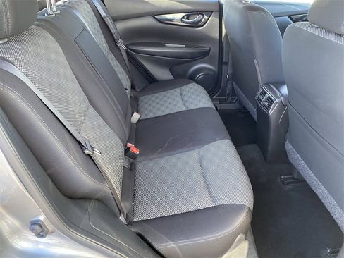 Certified 2019 Nissan Rogue Sport SV image 11