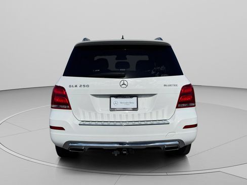 Used 2014 Mercedes-Benz GLK 250 BlueTEC 4MATIC image 4