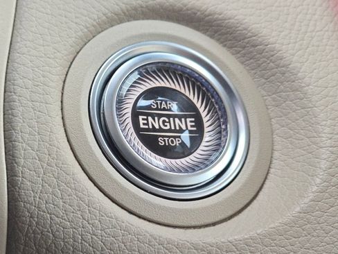 Certified 2022 Mercedes-Benz GLC 300 4MATIC image 35