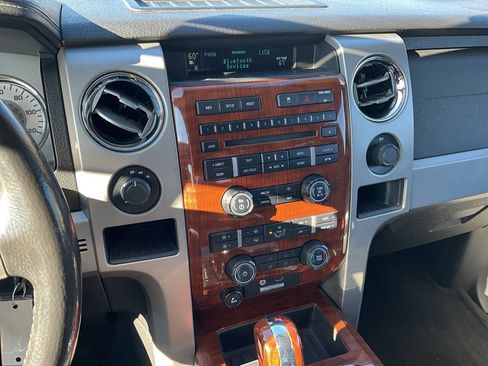 Used 2010 Ford F150 Lariat image 24