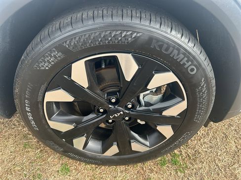 Used 2023 Kia Sportage X-Line w/ X-Line Premium Package image 31