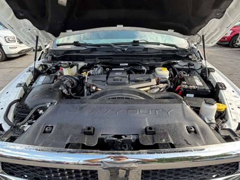 Used 2018 RAM 2500 Tradesman w/ Chrome Appearance Group AWD/4WD image 26