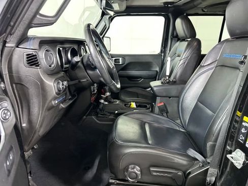 Used 2022 Jeep Wrangler Unlimited Rubicon 4xe w/ Steel Bumper Group image 11