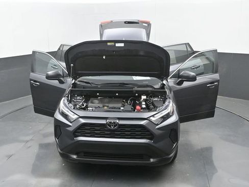 Used 2025 Toyota RAV4 LE FWD image 34