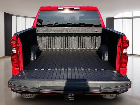 Used 2026 Chevrolet Silverado 1500 Custom Trail Boss w/ Turbomax Blackout Package AWD/4WD image 30
