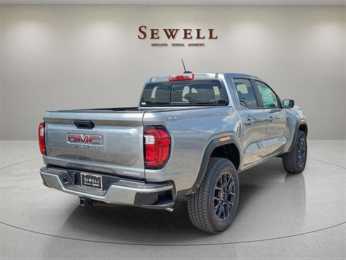 New 2025 GMC Canyon Elevation w/ Convenience Package image 5