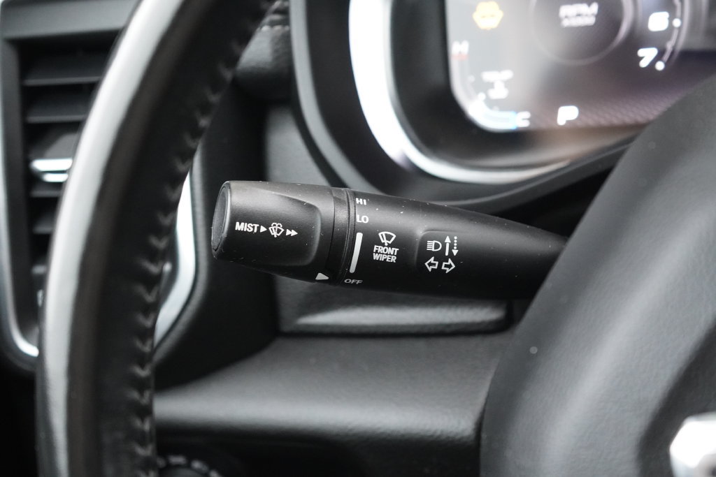 Used 2023 RAM 1500 Laramie AWD/4WD image 17