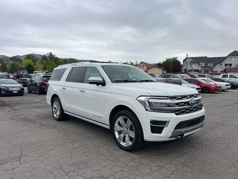 Used 2023 Ford Expedition Max Platinum AWD/4WD image 2