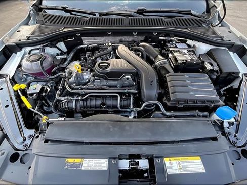 New 2025 Volkswagen Jetta SEL FWD image 13