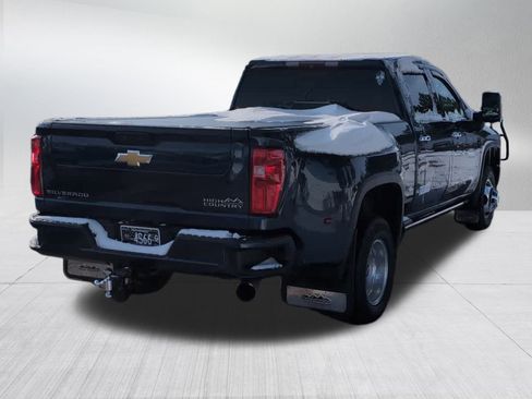Used 2022 Chevrolet Silverado 3500 High Country image 3