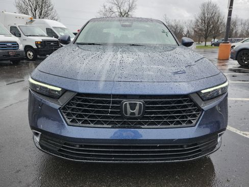 Used 2023 Honda Accord Touring image 16