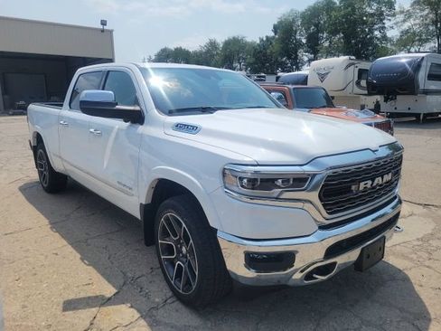 Used 2022 RAM 1500 Limited AWD/4WD image 4