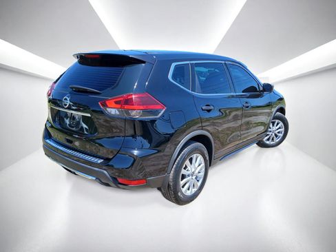 Used 2020 Nissan Rogue S FWD image 5