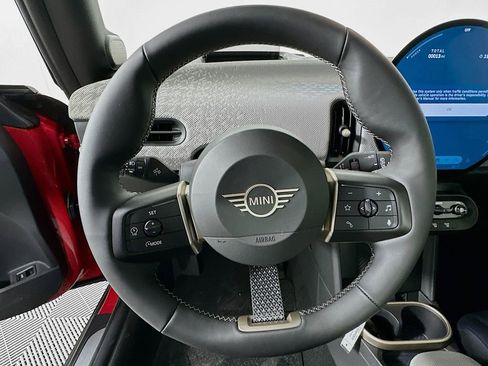 Certified 2025 MINI Cooper S image 10