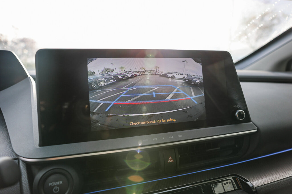 Certified 2024 Toyota Prius XLE FWD image 13