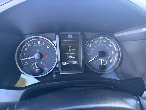 Used 2021 Toyota Tacoma TRD Off-Road image 20