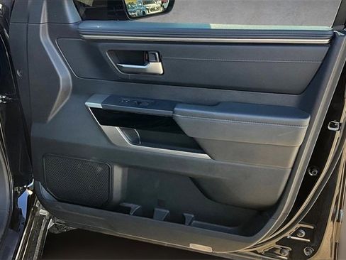 Used 2023 Toyota Tundra Limited image 13