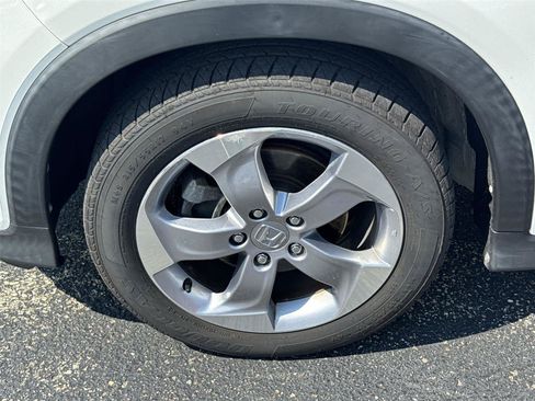 Used 2020 Honda HR-V LX image 11