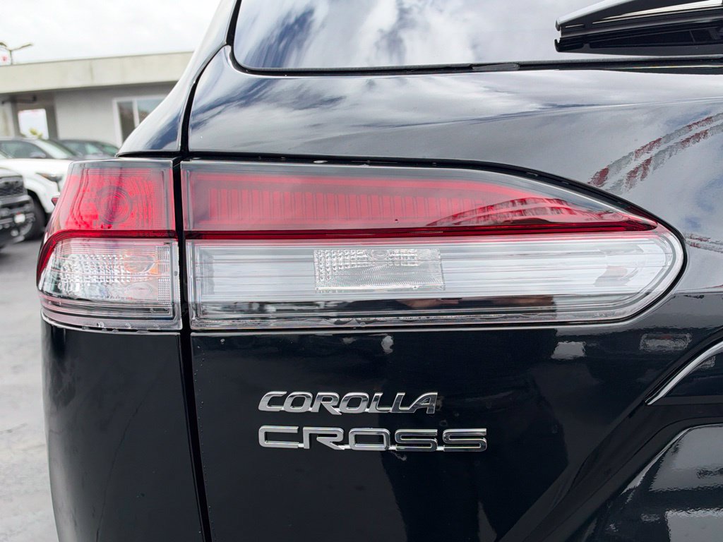 New 2026 Toyota Corolla Cross LE FWD image 13